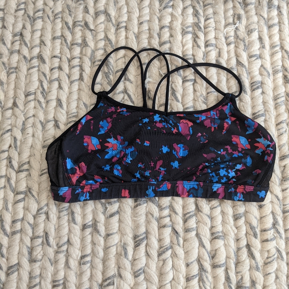 Lululemon sports bra! Size 8